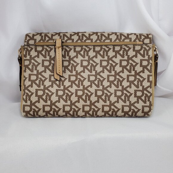 DKNY Monogram Canvas & Leather Beige/Brown Clutch With Zip Pocket - Picture 6 of 10